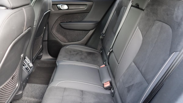 Used Volvo XC40 2025 for sale - 76251232: Photo 33