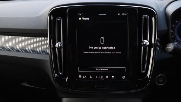 Used Volvo XC40 2025 for sale - 76251232: Photo 39