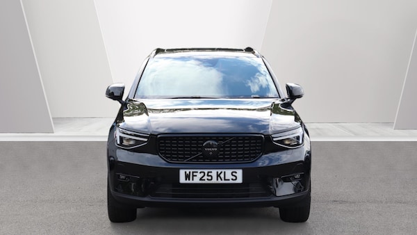 Used Volvo XC40 2025 for sale - 76251232: Photo 8