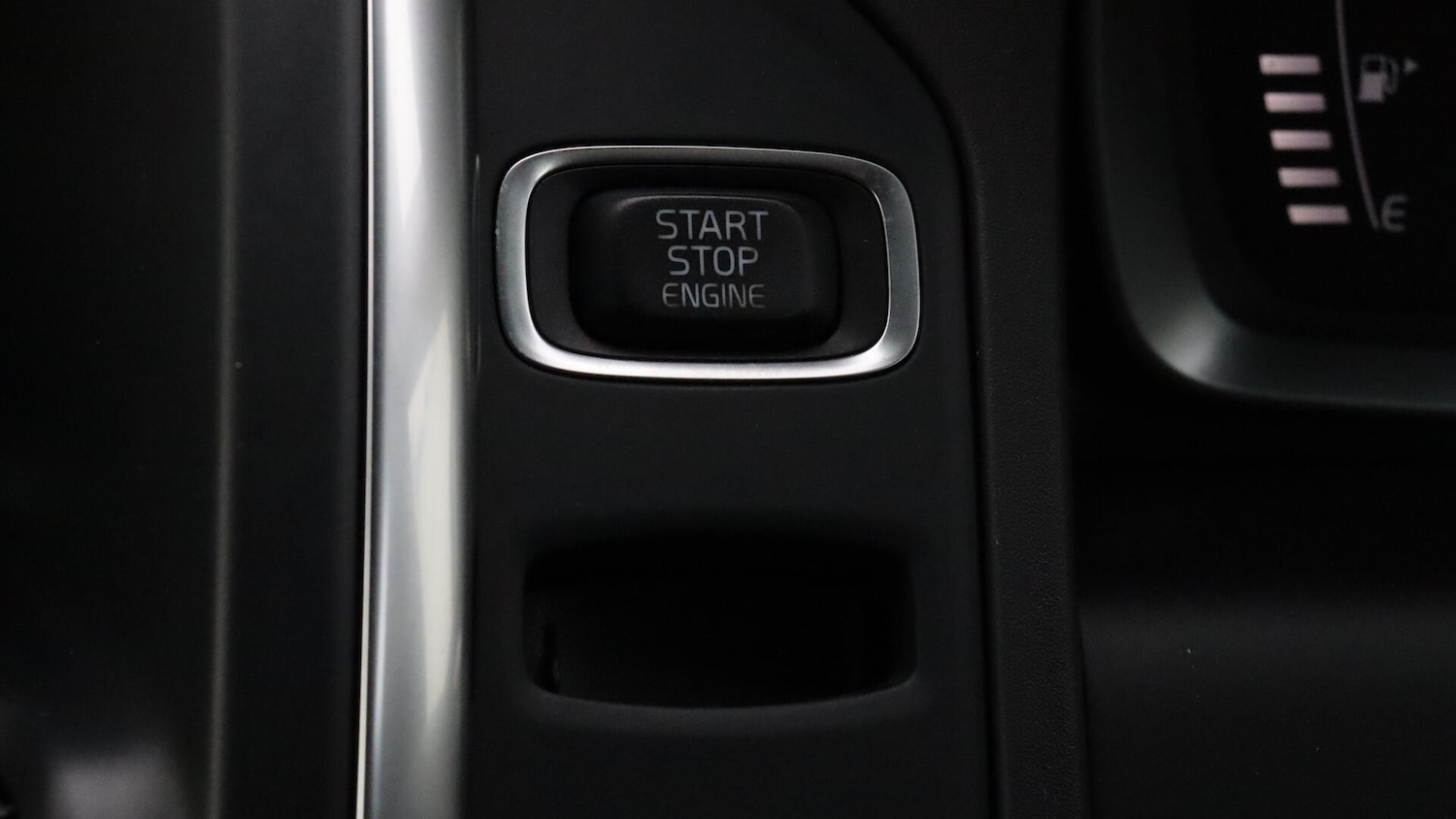 Used Volvo XC60 2017 for sale - 76349236: Photo 27