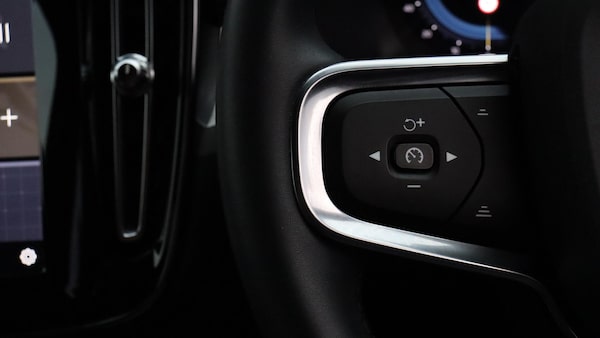 Used Volvo XC40 2022 for sale - 76189578: Photo 21