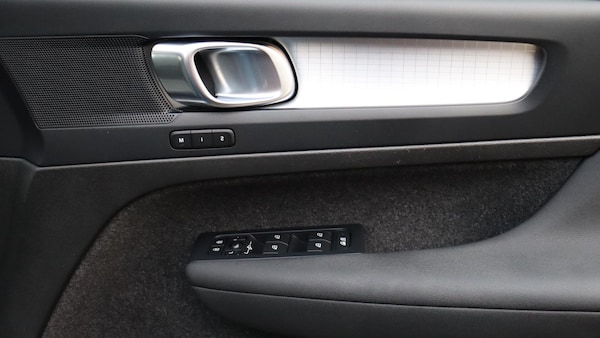 Used Volvo XC40 2022 for sale - 76189578: Photo 29