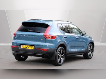 Used Volvo XC40 2022 for sale - 76189578: Photo 2