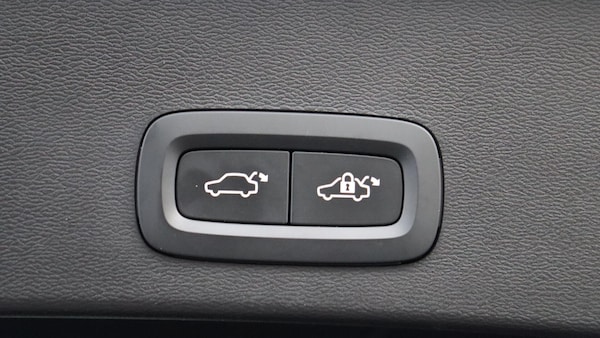 Used Volvo XC40 2022 for sale - 76189578: Photo 35