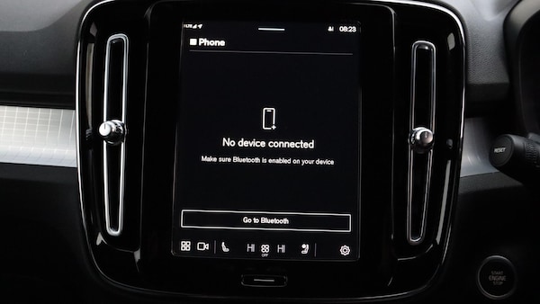 Used Volvo XC40 2022 for sale - 76189578: Photo 37