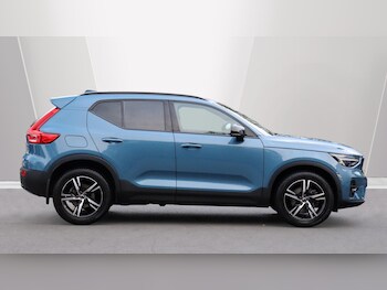 Used Volvo XC40 2022 for sale - 76189578: Photo 3
