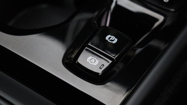 Used Volvo XC40 2022 for sale - 76189578: Photo 42