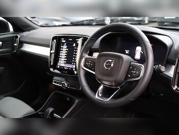Used Volvo XC40 2022 for sale - 76189578: Photo 4