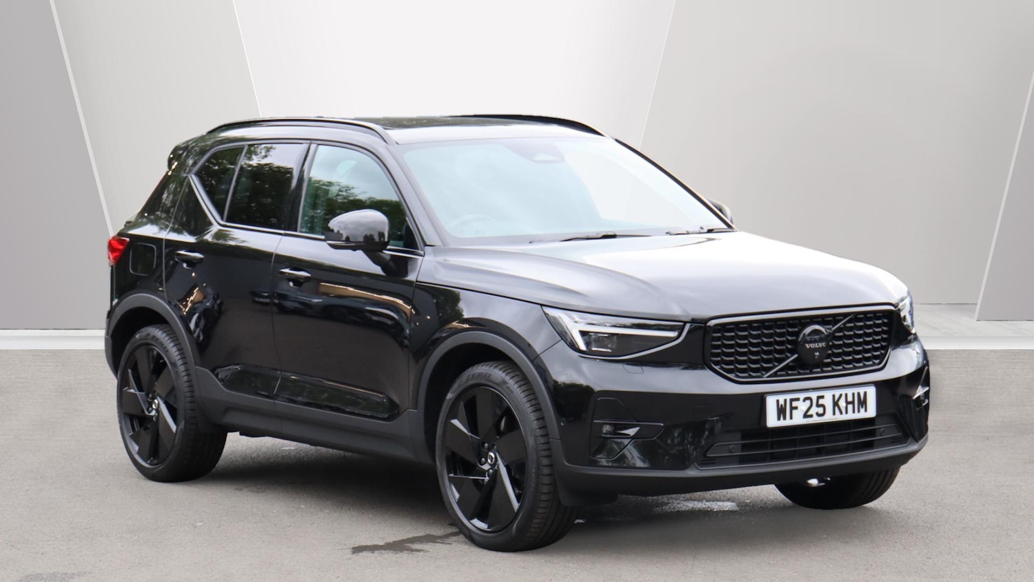 Used Volvo XC40 2025 for sale - 76060700: Photo 1