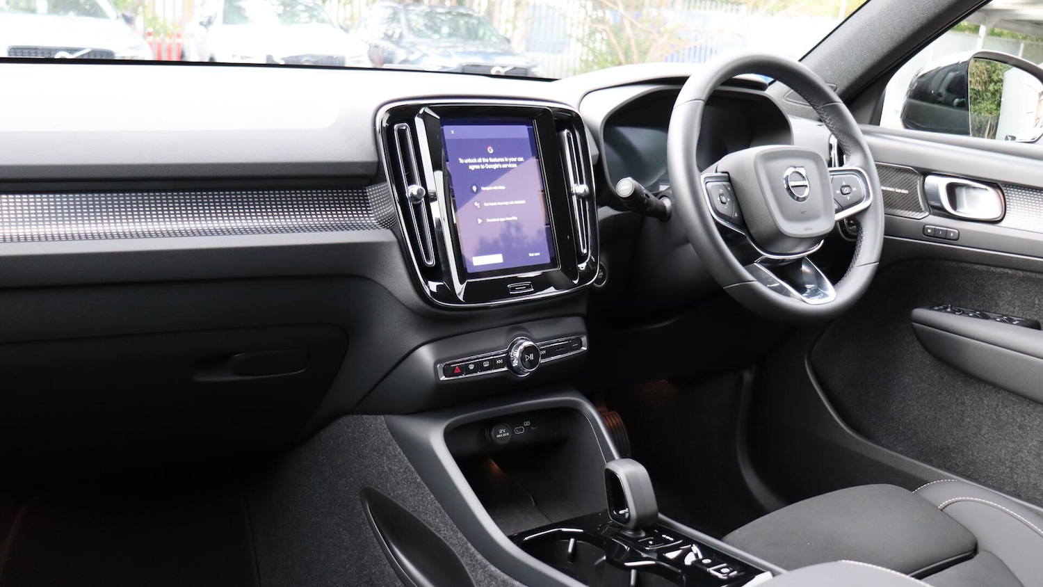 Used Volvo XC40 2025 for sale - 76060700: Photo 14
