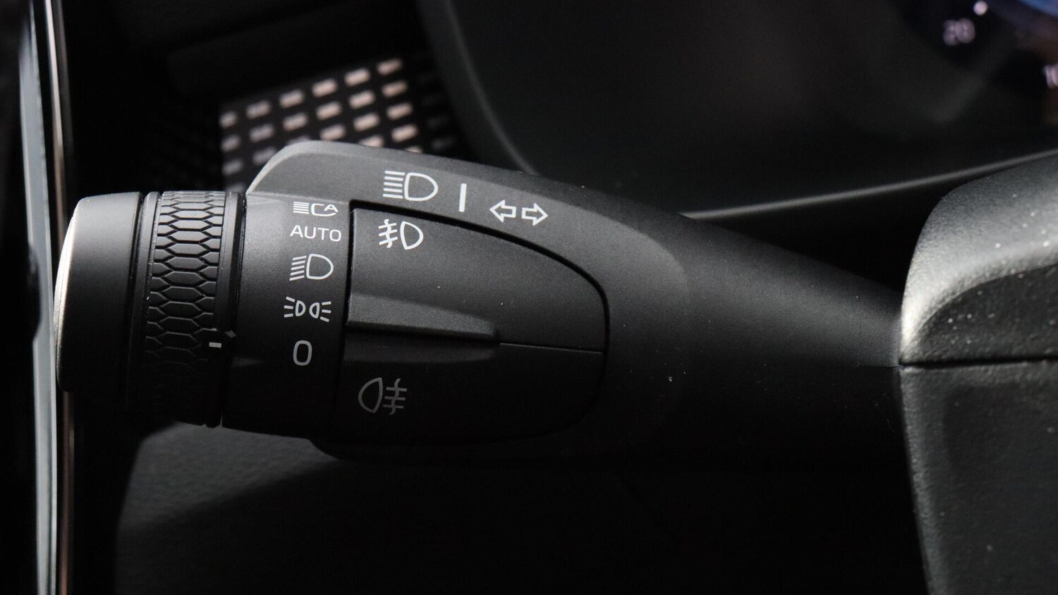 Used Volvo XC40 2025 for sale - 76060700: Photo 20