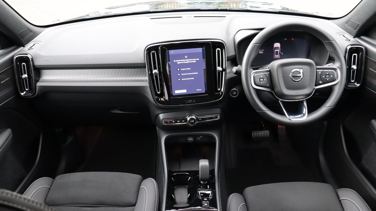 Used Volvo XC40 2025 for sale - 76060700: Photo 5