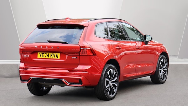 Used Volvo XC60 2024 for sale - 75232670: Photo 2