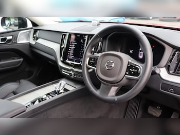 Used Volvo XC60 2024 for sale - 75232670: Photo