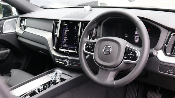 Used Volvo XC60 2024 for sale - 75578647: Photo 4