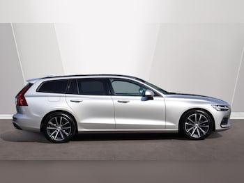 Used Volvo V60 2021 for sale - 75552292: Photo