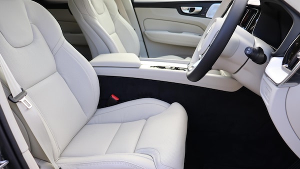 Used Volvo XC60 2025 for sale - 76326421: Photo 10