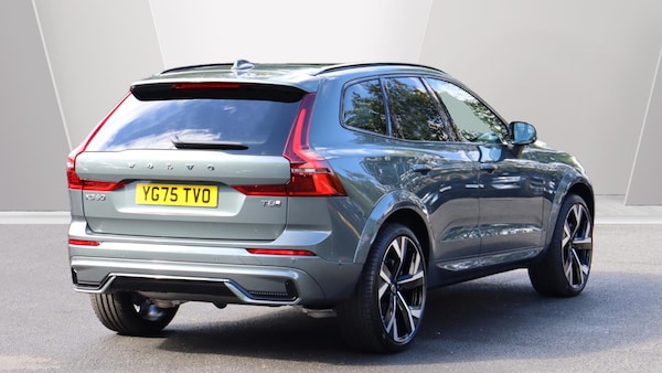 Used Volvo XC60 2025 for sale - 76326421: Photo 2