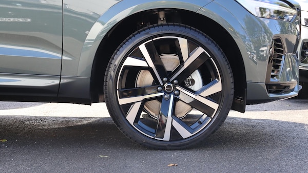 Used Volvo XC60 2025 for sale - 76326421: Photo 9