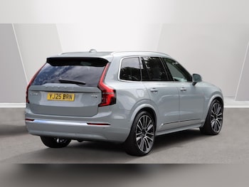 Used Volvo XC90 2025 for sale - 76013452: Photo 2