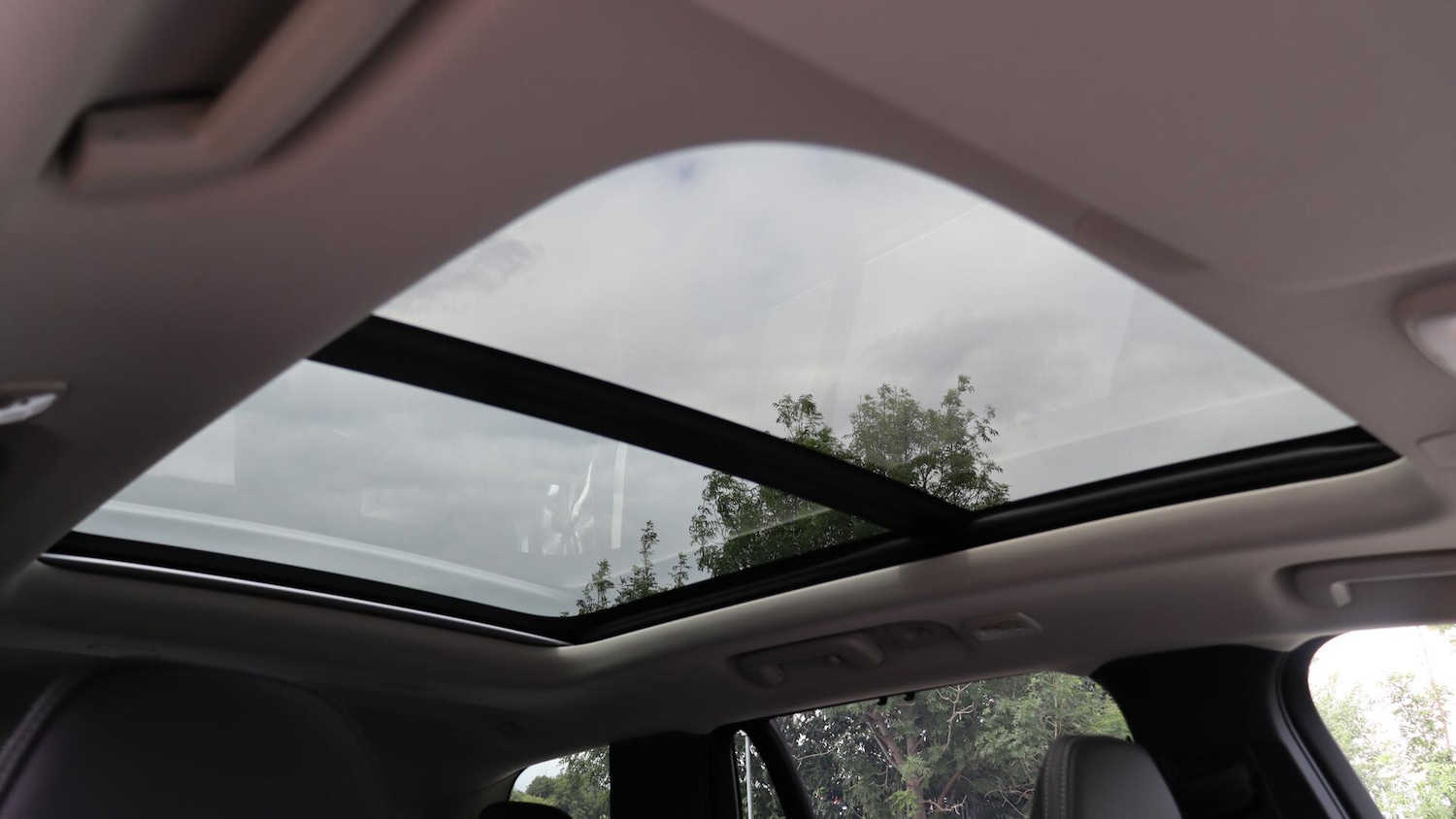 Used Volvo XC90 2025 for sale - 76013452: Photo 31