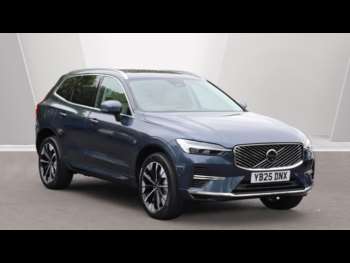 2025 (25) - T8 AWD PHEV Ultra Bright (Blond, Sunroof, Bowers & Wilkins, 360 Camera) 5-Door