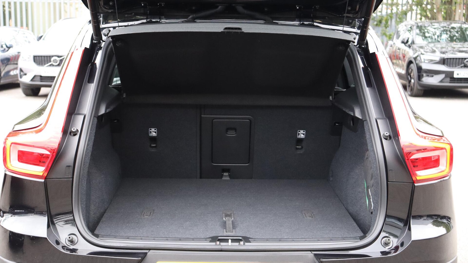 Used Volvo XC40 2025 for sale - 76326220: Photo 13