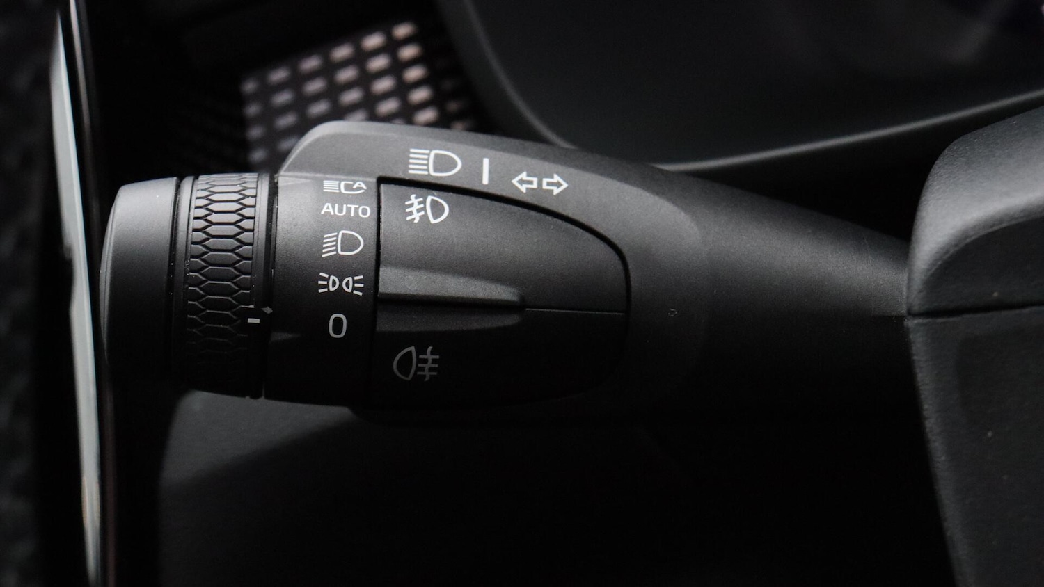 Used Volvo XC40 2025 for sale - 76326220: Photo 20