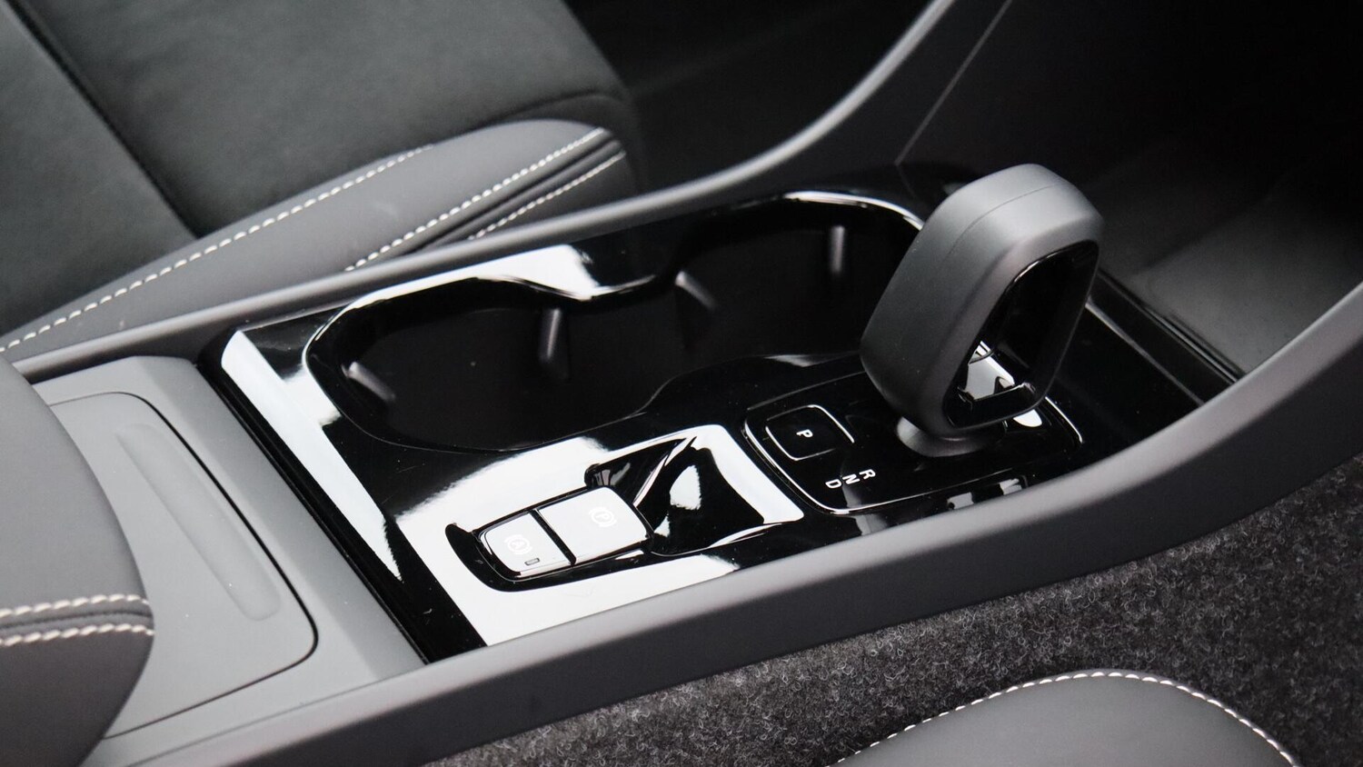 Used Volvo XC40 2025 for sale - 76326220: Photo 26