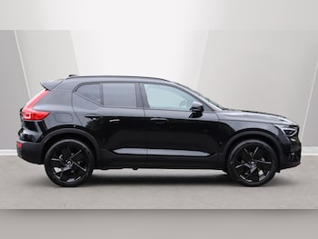 Used Volvo XC40 2025 for sale - 76326220: Photo