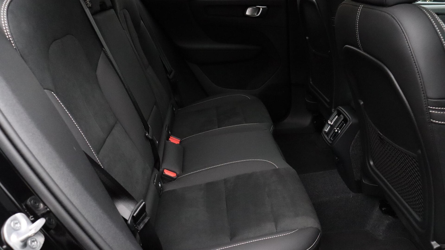 Used Volvo XC40 2025 for sale - 76326220: Photo 6