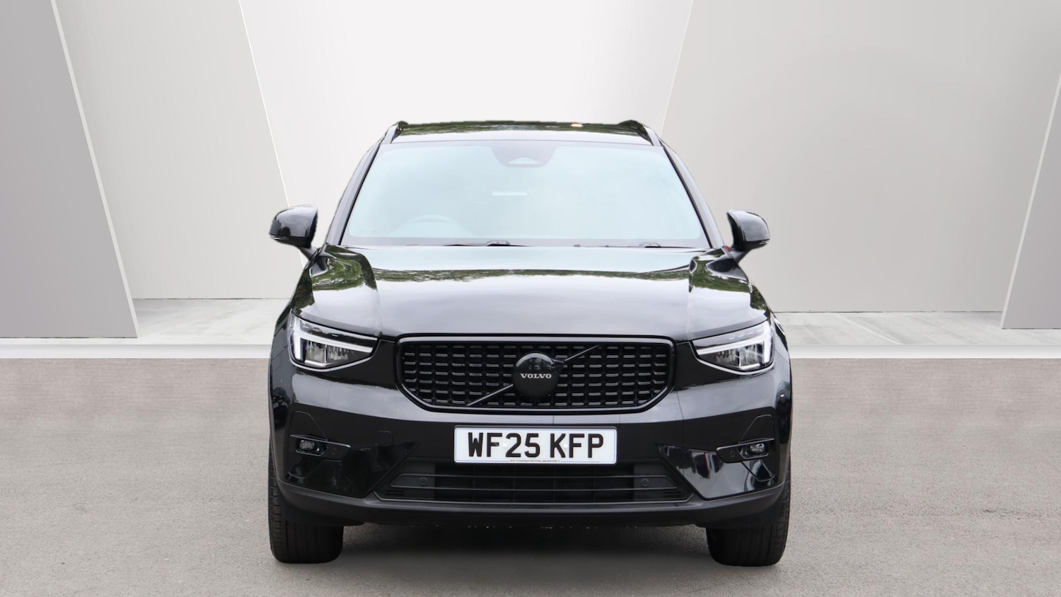 Used Volvo XC40 2025 for sale - 76326220: Photo 8