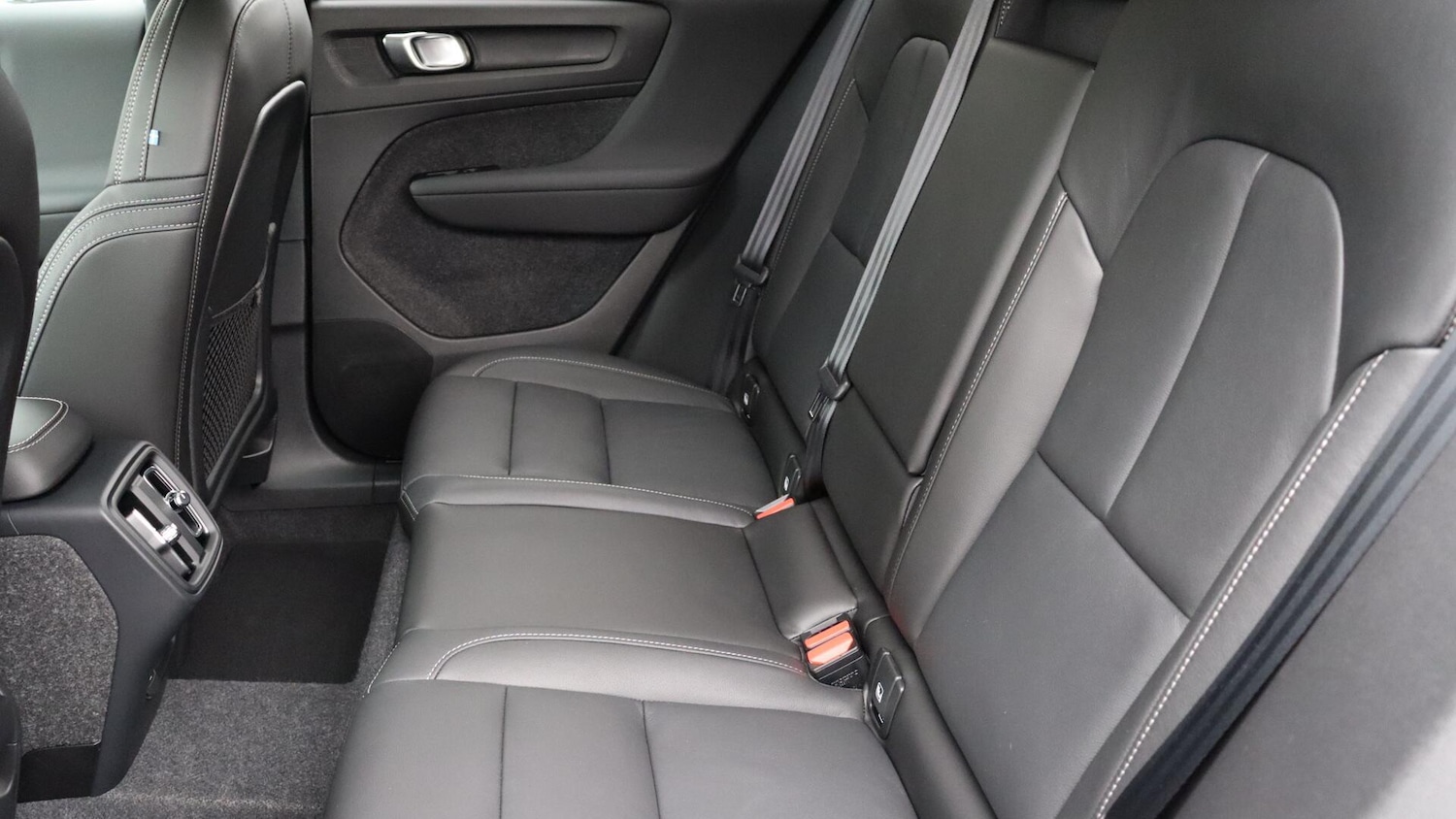 Used Volvo XC40 2025 for sale - 76326207: Photo 33