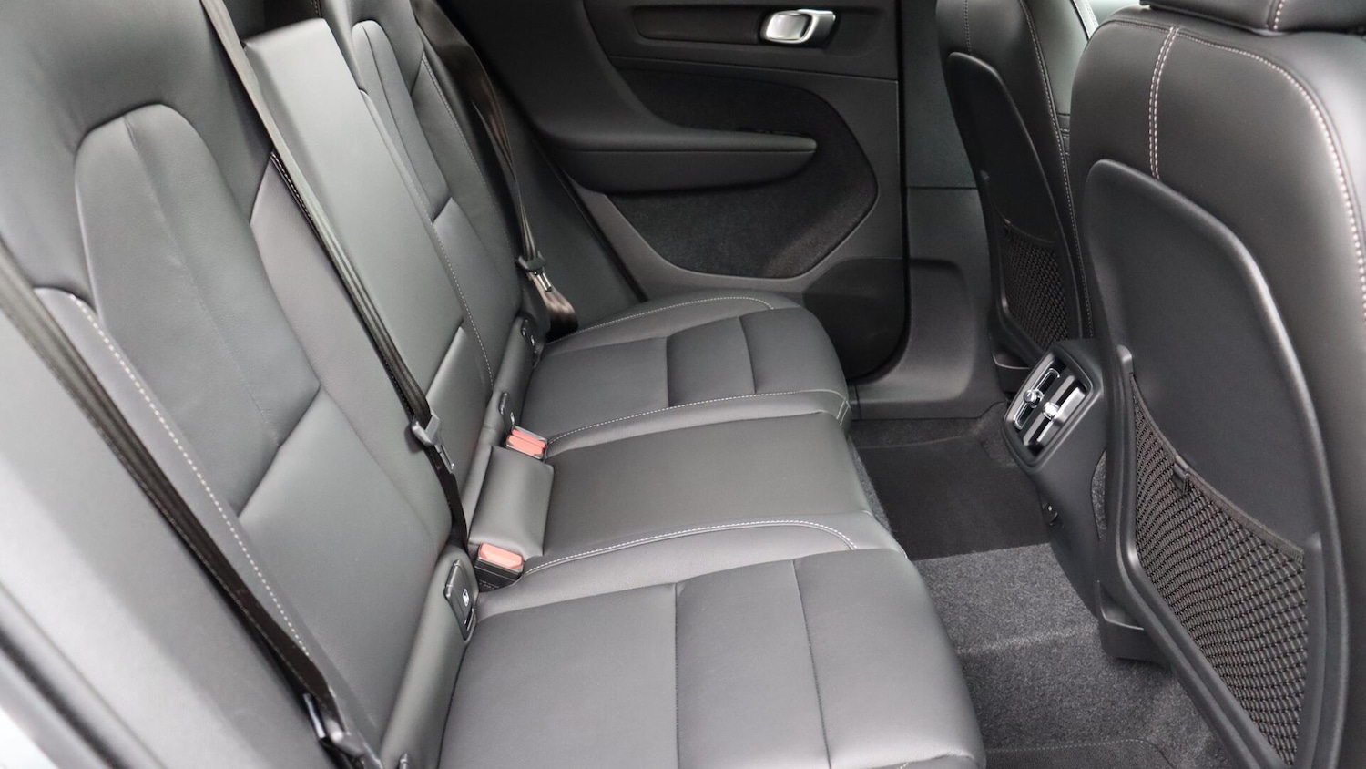 Used Volvo XC40 2025 for sale - 76326207: Photo 6