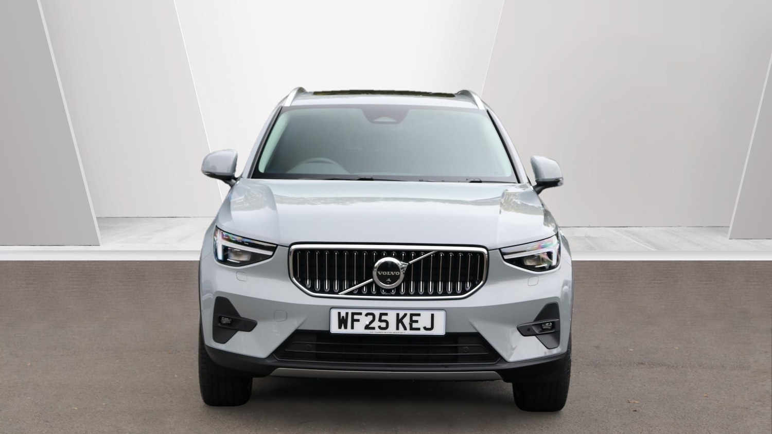 Used Volvo XC40 2025 for sale - 76326207: Photo 8