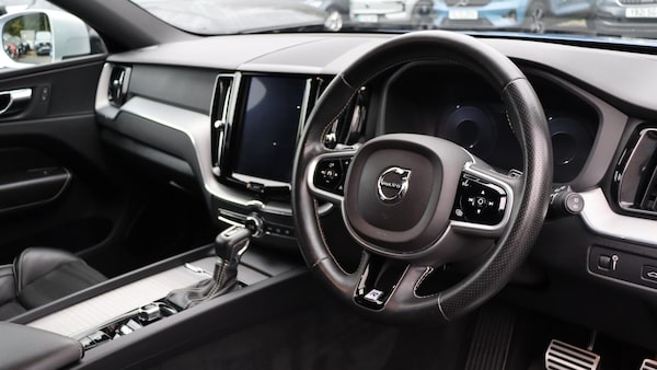 Used Volvo XC60 2019 for sale - 76283609: Photo 4