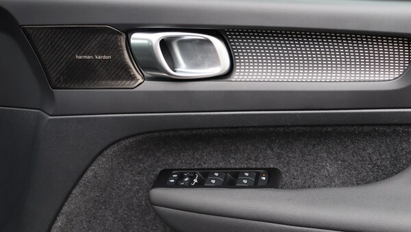 Used Volvo XC40 2021 for sale - 76270287: Photo 29
