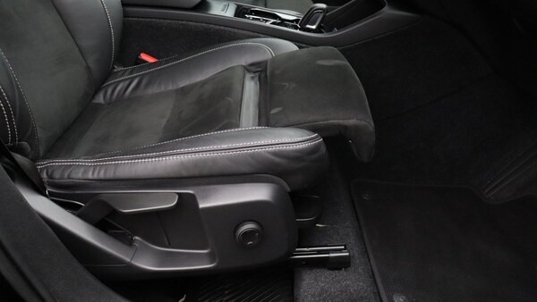Used Volvo XC40 2021 for sale - 76270287: Photo 30