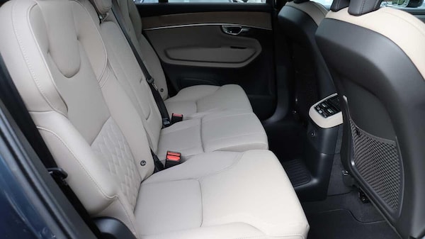 Used Volvo XC90 2025 for sale - 76247452: Photo 8