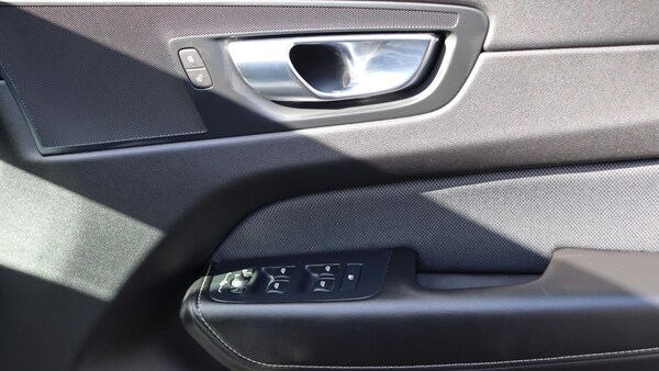 Used Volvo XC60 2021 for sale - 75670513: Photo 29