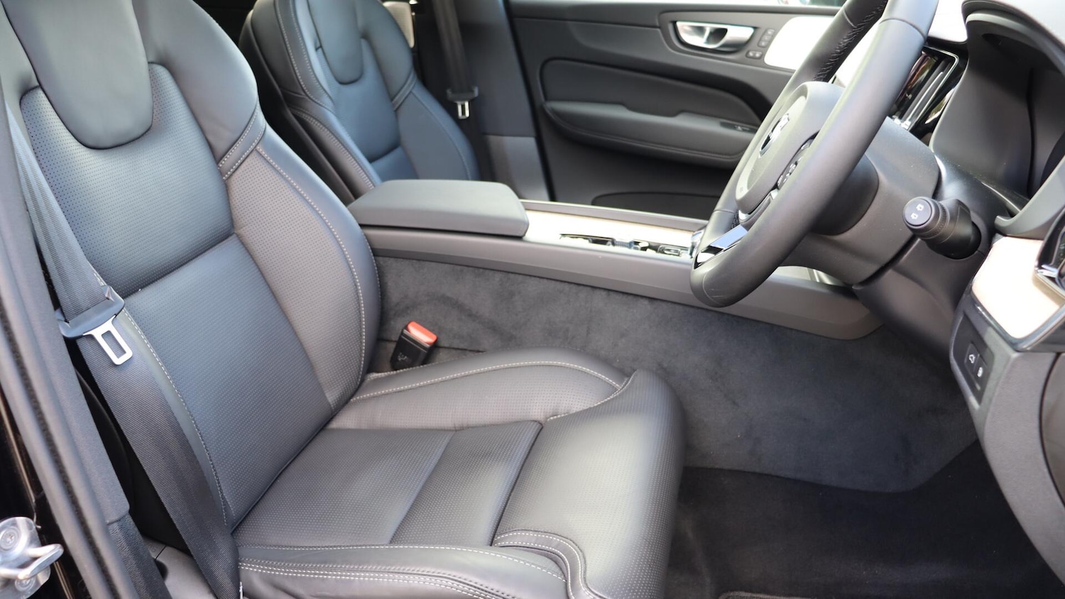 Used Volvo XC60 2025 for sale - 76043014: Photo 10