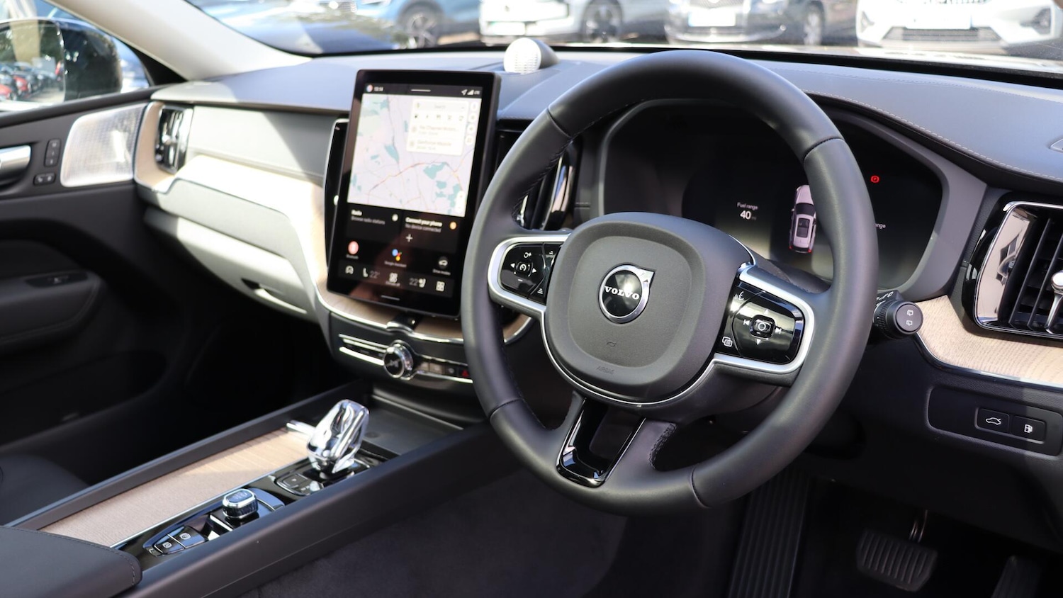 Used Volvo XC60 2025 for sale - 76043014: Photo 4