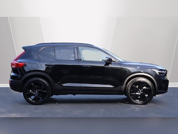 Used Volvo XC40 2025 for sale - 75941689: Photo