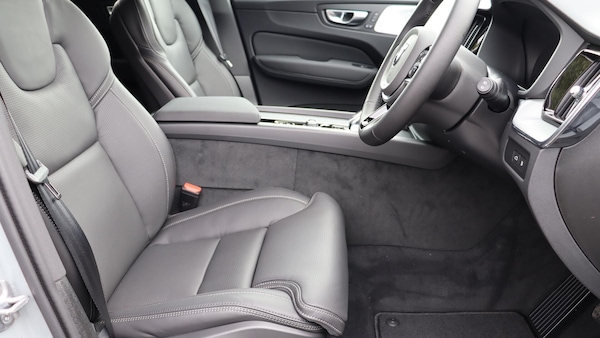 Used Volvo XC60 2025 for sale - 76327000: Photo 10