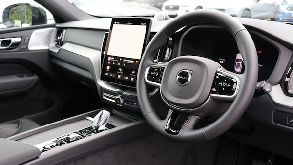 Used Volvo XC60 2025 for sale - 76327000: Photo 4