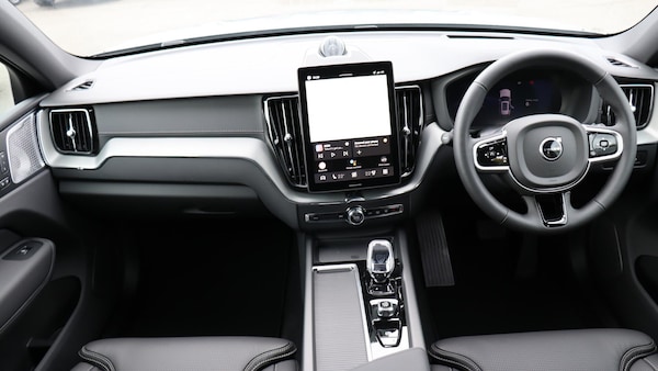 Used Volvo XC60 2025 for sale - 76327000: Photo 5