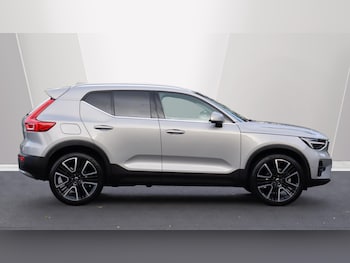 Used Volvo XC40 2025 for sale - 76121412: Photo