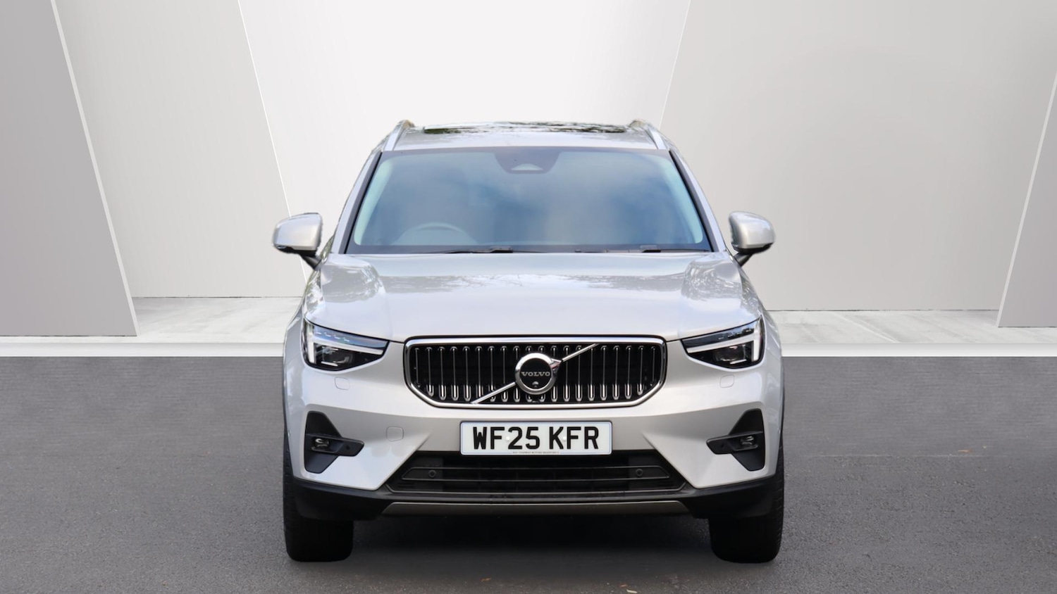 Used Volvo XC40 2025 for sale - 76121412: Photo 8