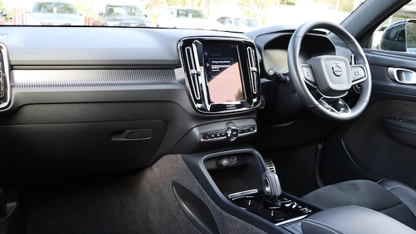 Used Volvo XC40 2021 for sale - 76188829: Photo 14