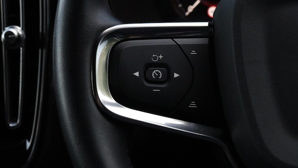 Used Volvo XC40 2021 for sale - 76188829: Photo 21